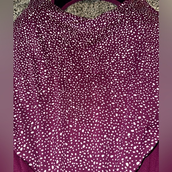 Women’s Nike swimsuit - Picture 3 of 5